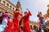 セビージャ、スペイン広場のフラメンコの踊り子