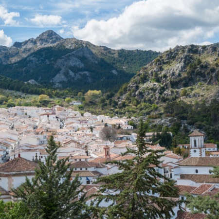 Panorámica de Grazalema, en Cádiz (Andalucía)