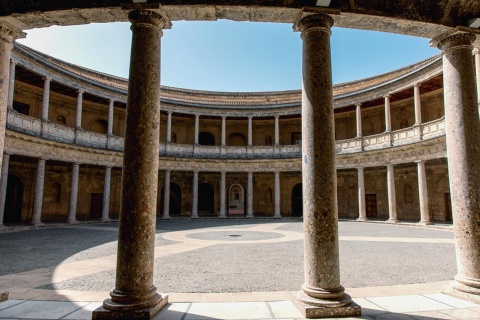 Museum der Alhambra. Palast Karls V.