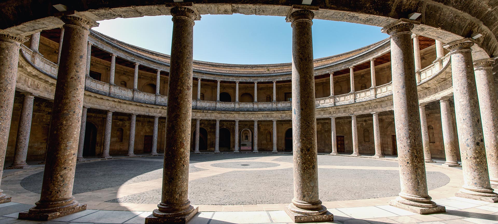 Museo de La Alhambra. Palacio de Carlos V Museo de La Alhambra. Palacio de Carlos V