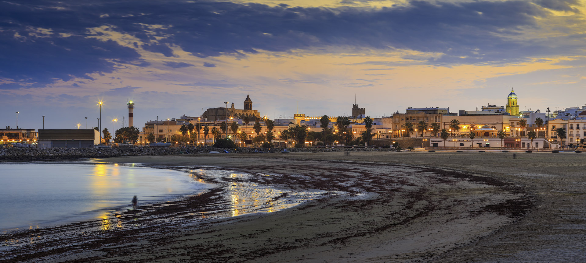 Playa de El Rompidillo, en Rota (Cádiz, Andalucía) Playa de El Rompidillo, en Rota (Cádiz, Andalucía)