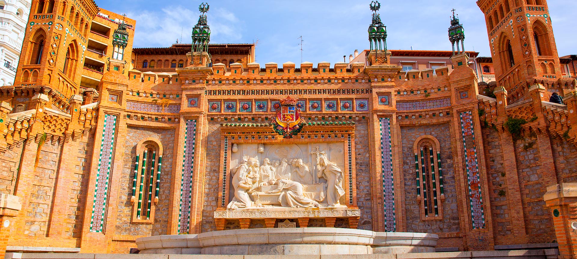 Stairway to the Fountain of Lovers in Teruel, Aragon Stairway to the Fountain of Lovers in Teruel, Aragon