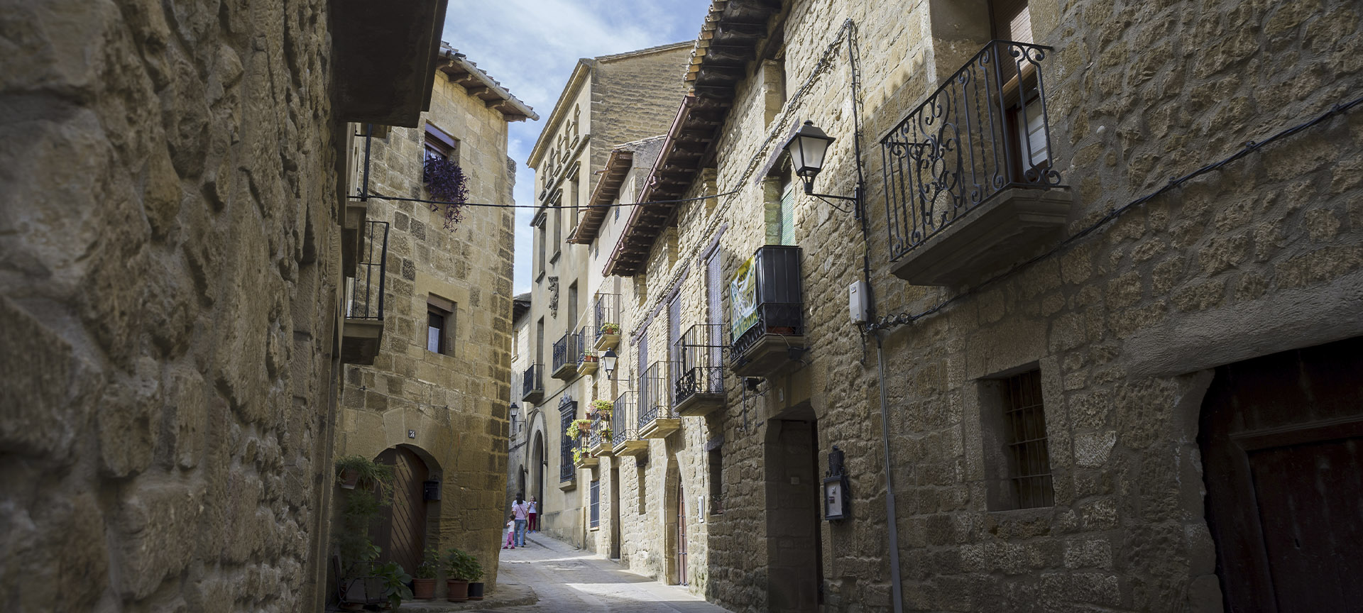 Calles de Uncastillo (Zaragoza, Aragón) Calles de Uncastillo (Zaragoza, Aragón)