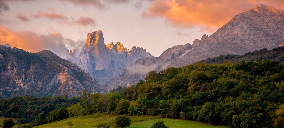 Pico Naranjo en los Picos de Europa, Asturias