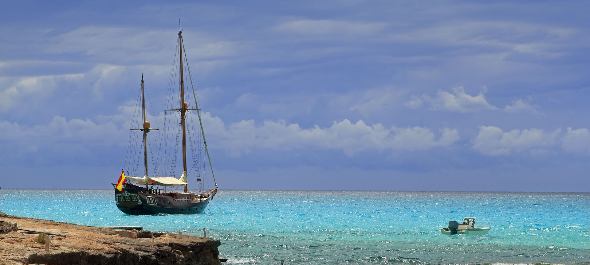 Boote auf der Insel Formentera. Balearen Boote auf der Insel Formentera. Balearen