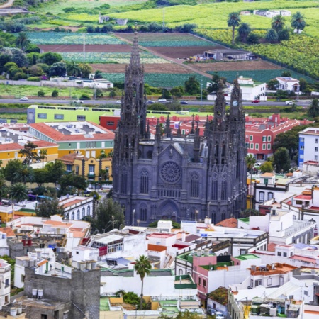 Panorama Arucas na wyspie Gran Canaria (Wyspy Kanaryjskie)