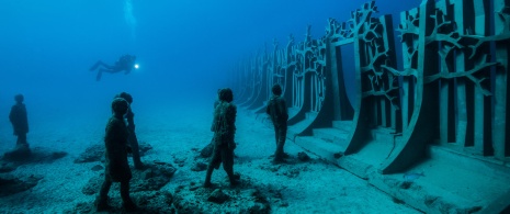 «Attraversare il Rubicone», Jason deCaires Taylor. Museo Atlantico di Lanzarote