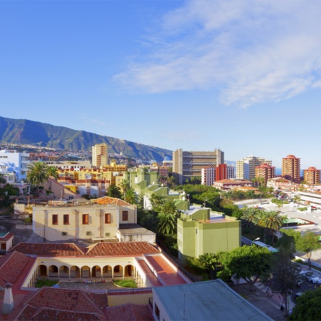 Panoramica di Puerto de la Cruz, sull’isola di Tenerife (Isole Canarie)