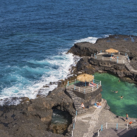 Le piscine naturali del Charco Azul di San Andrés y Sauces, sull’isola di La Palma (Isole Canarie)