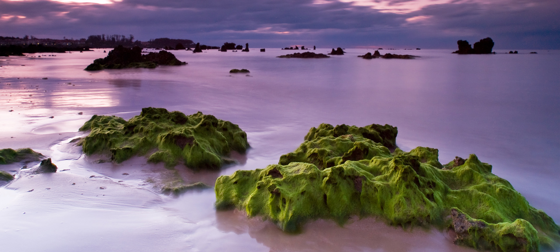 Trengandin Beach in Noja (Cantabria) Trengandin Beach in Noja (Cantabria)