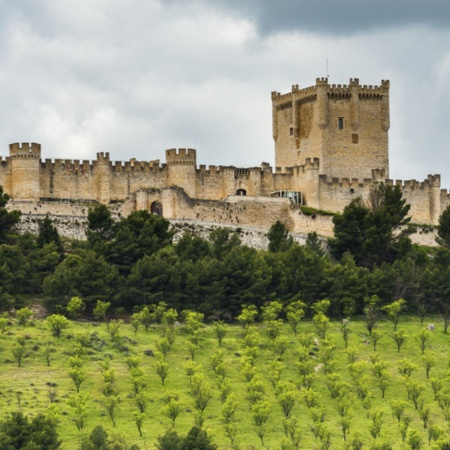 Veduta del castello di Peñafiel, a Valladolid (Castiglia e León)