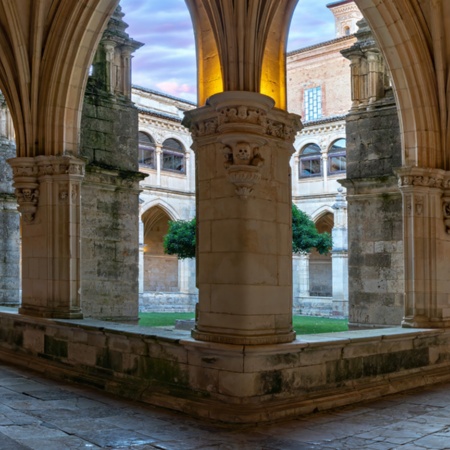 Chiostro del Monastero di San Zoilo, Carrión de los Condes, Palencia, Castiglia e León