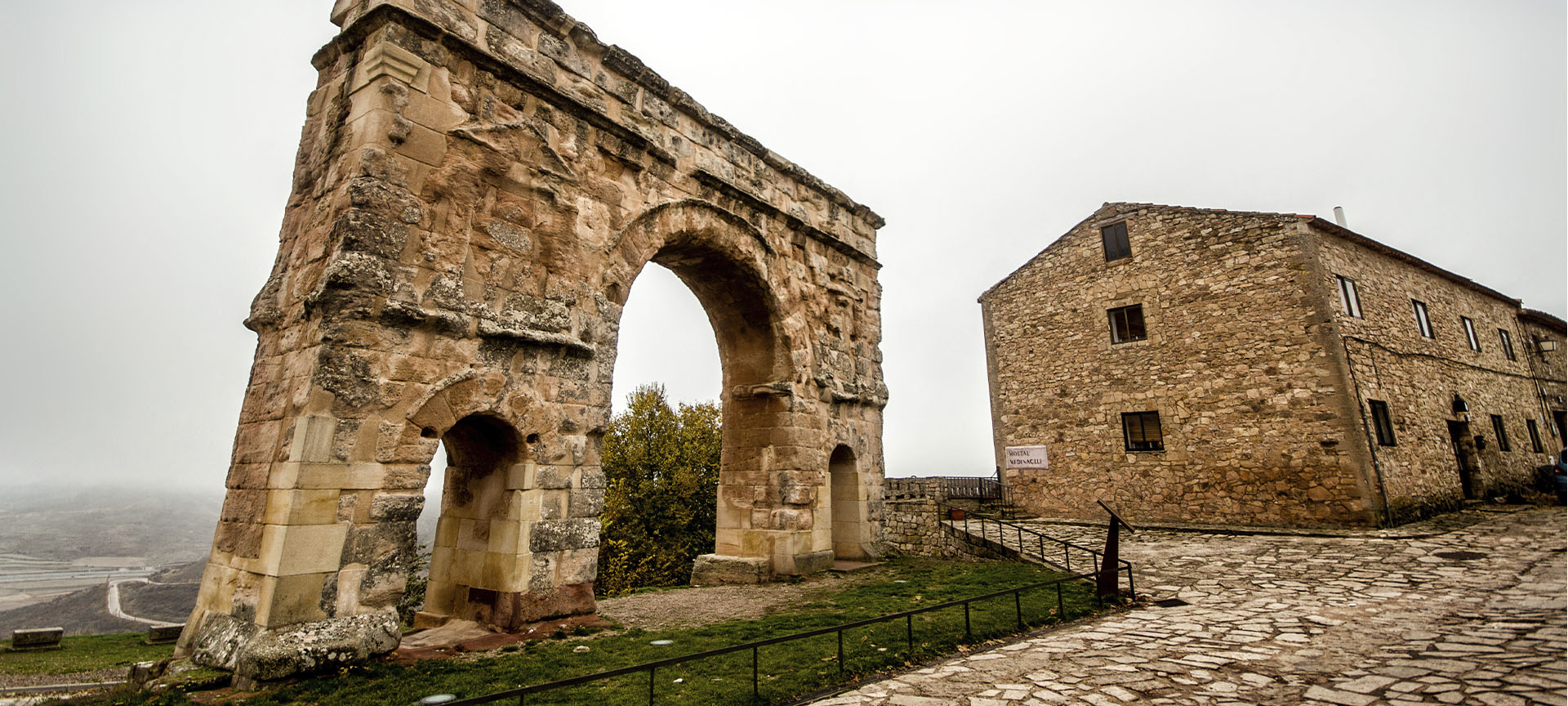 Arco di trionfo di Medinaceli, a Soria (Castiglia e León) Arco di trionfo di Medinaceli, a Soria (Castiglia e León)
