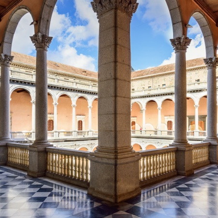 Intérieur de l'alcazar de Tolède