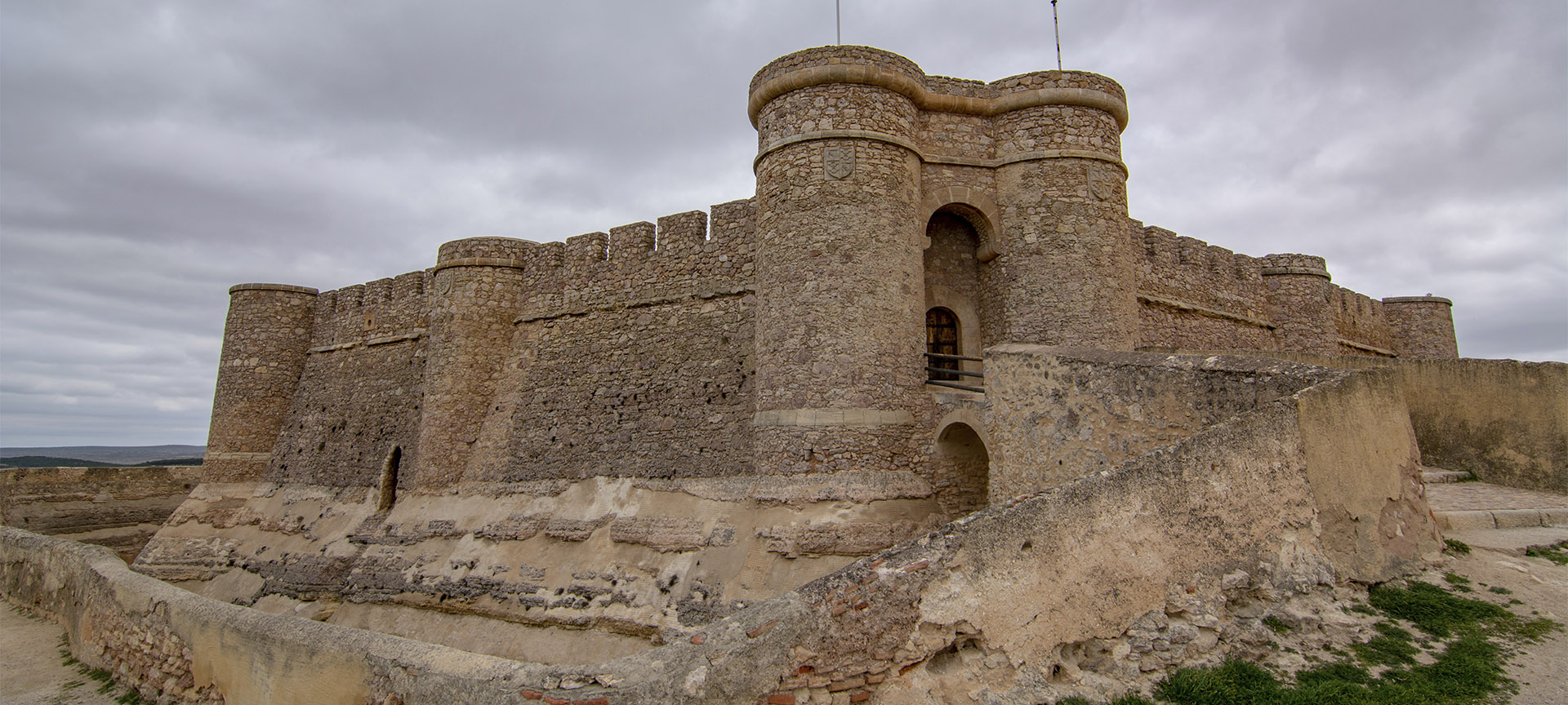 Chinchilla de Monte-Aragon Castle (Albacete, Castilla-La Mancha) Chinchilla de Monte-Aragon Castle (Albacete, Castilla-La Mancha)