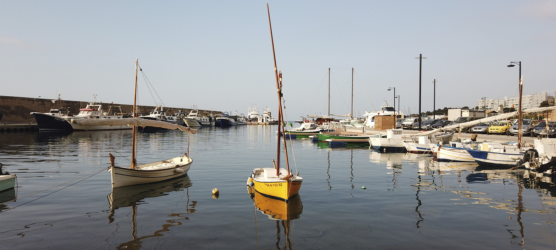 Port de L'Ametlla de Mar (province de Tarragone, Catalogne) Port de L'Ametlla de Mar (province de Tarragone, Catalogne)