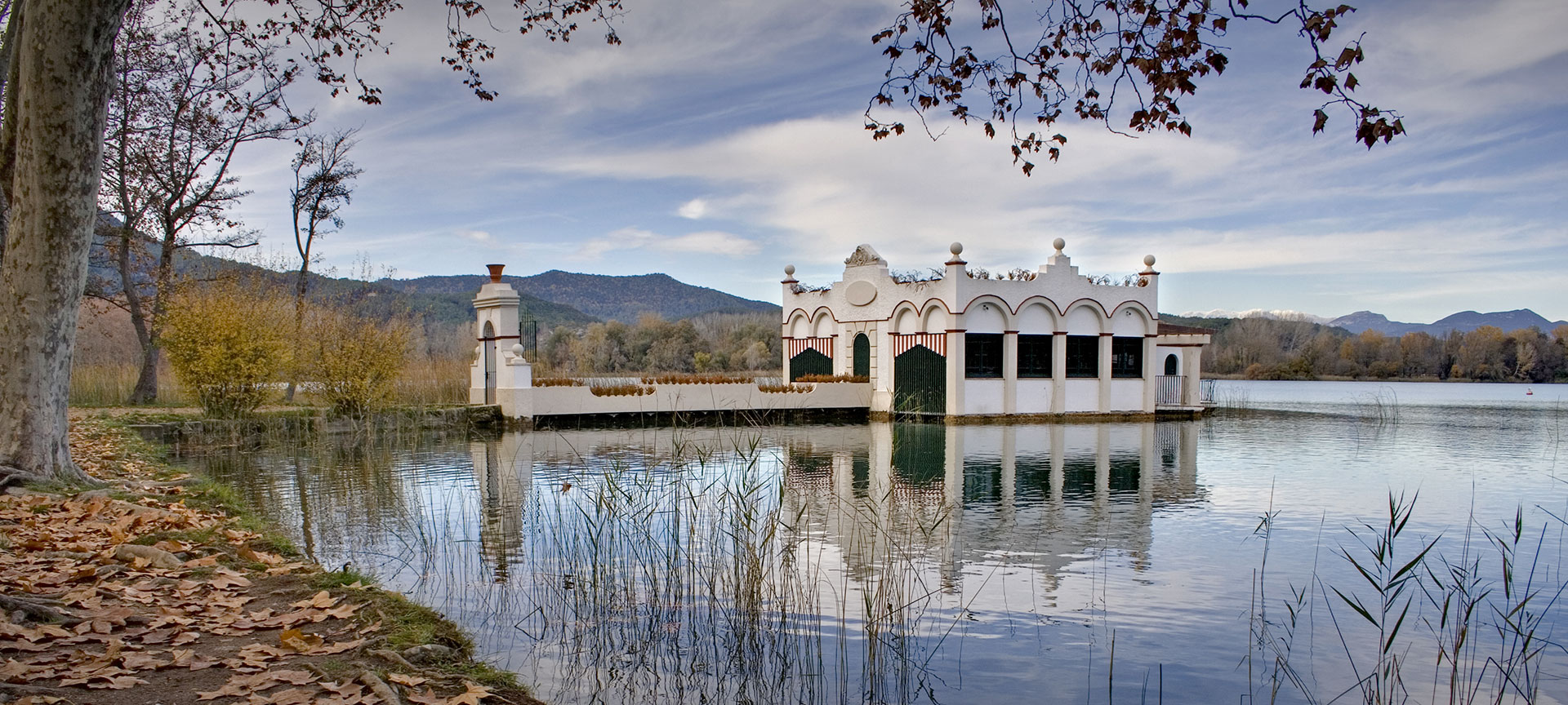 Lago de Banyoles. Girona Lago de Banyoles. Girona