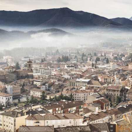 Panoramica di Olot, a Girona (Catalogna)