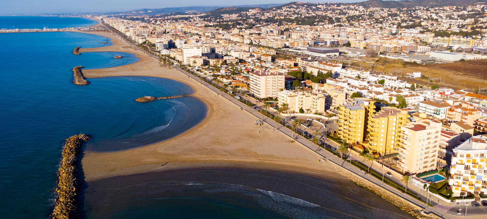 Veduta aerea della spiaggia di Cunit, Tarragona Veduta aerea della spiaggia di Cunit, Tarragona