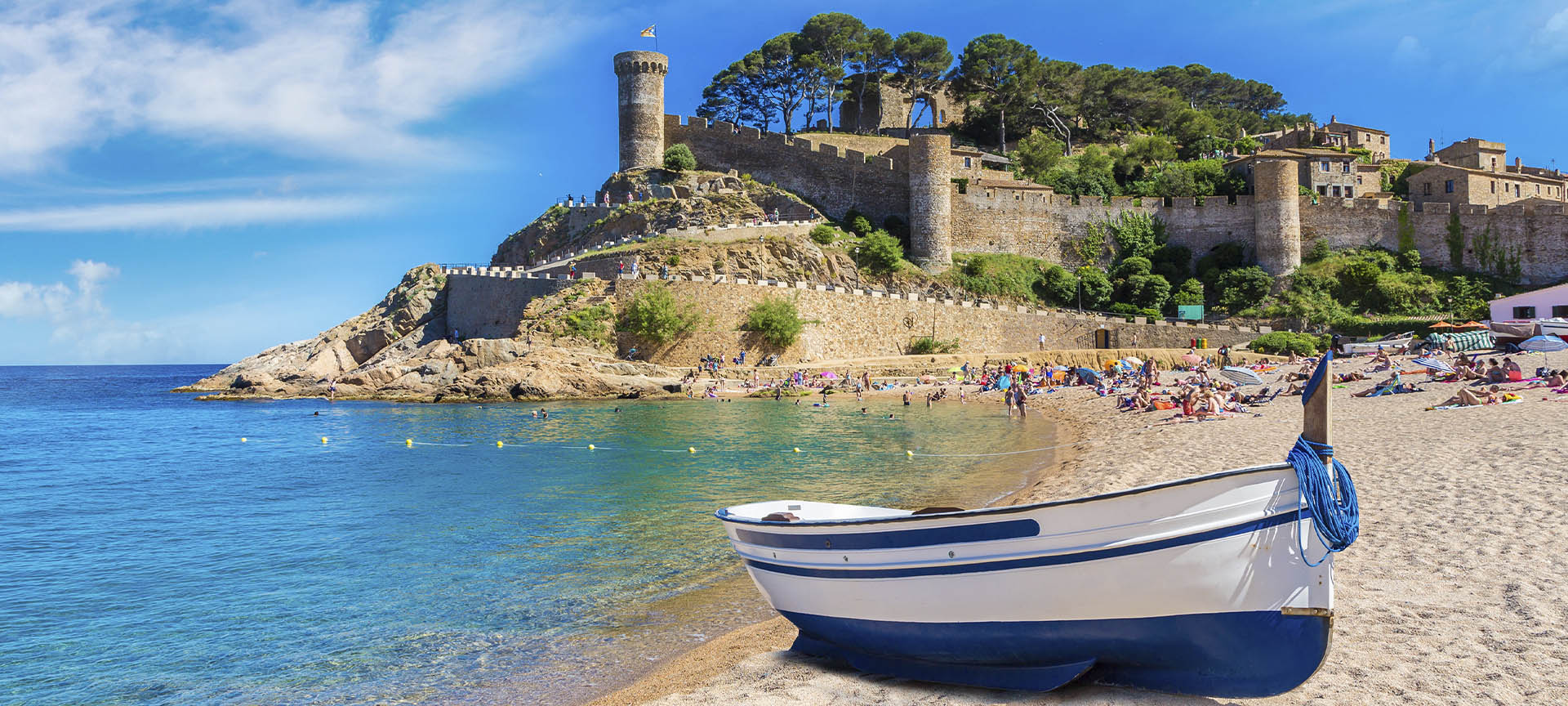 Platja Gran beach in Tossa de Mar (Girona, Catalonia) Platja Gran beach in Tossa de Mar (Girona, Catalonia)