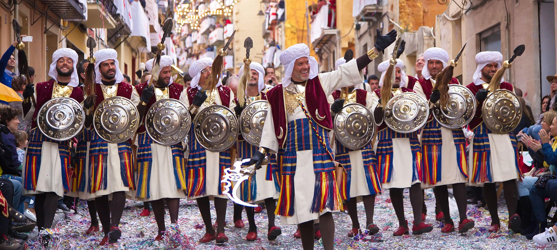 Moros y Cristianos en Alcoy Moros y Cristianos en Alcoy