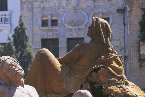 Détail du monument à l'eau et à la terre de Don Benito