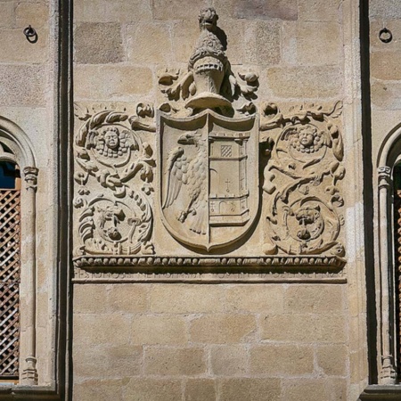 Mayoralgo Palace
