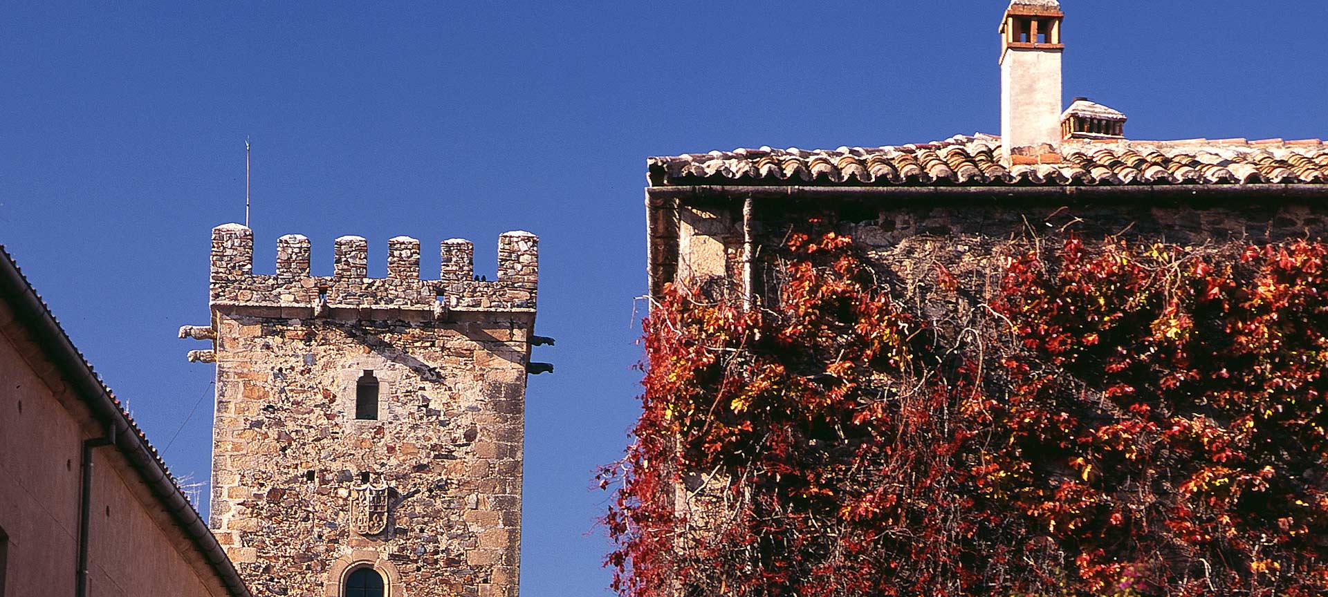 Palacio de los Golfines de Arriba Palacio de los Golfines de Arriba