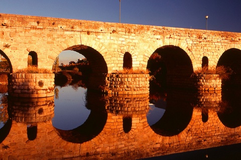 Ponte romano sul fiume Albarregas