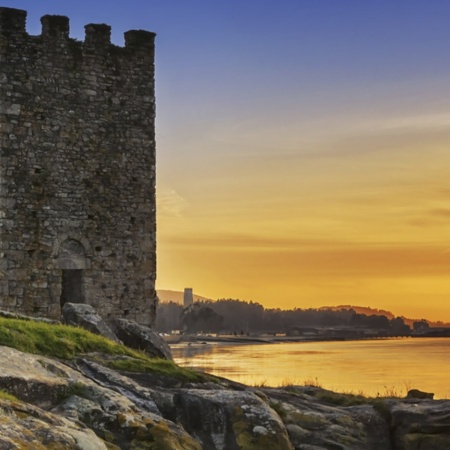Le Torri di Oeste di Catoira, a Pontevedra (Galizia)
