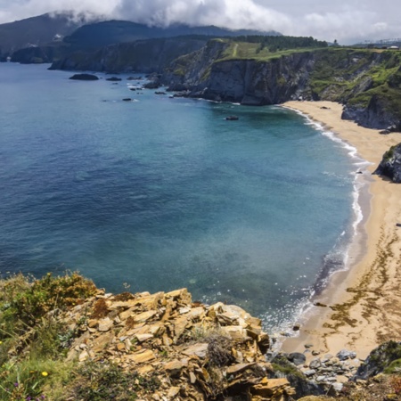 Scogliera di Loiba, a Ortigueira (A Coruña, Galizia)