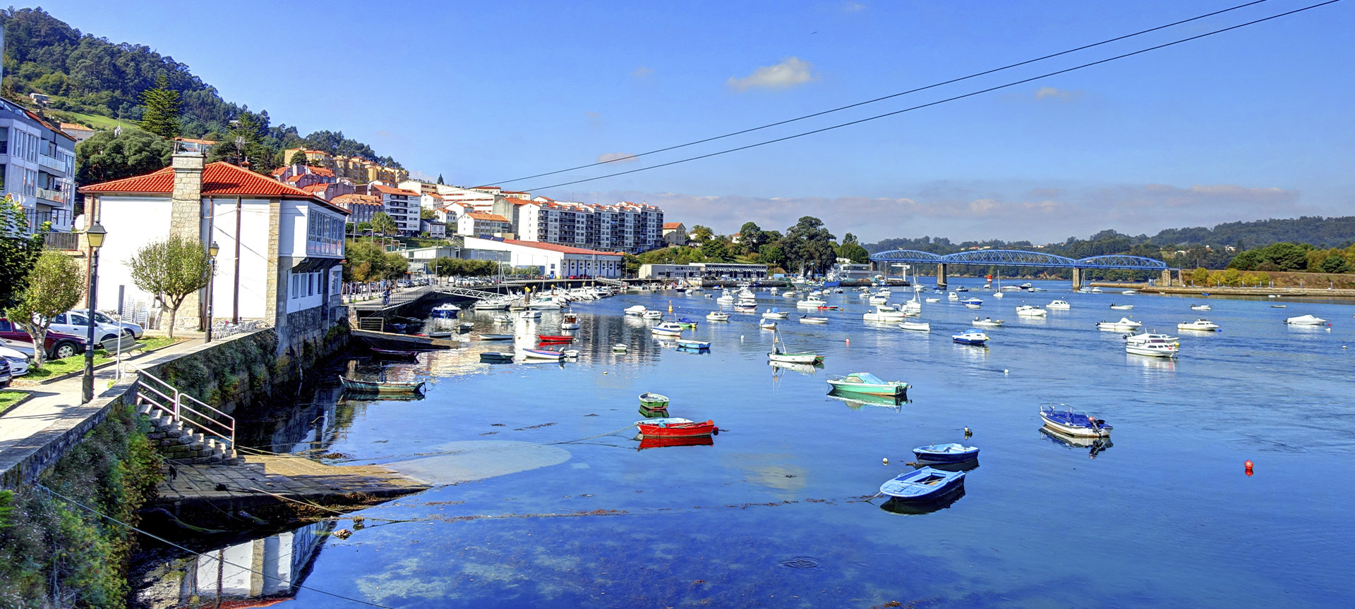 Pontedeume, en La Coruña (Galicia) Pontedeume, en La Coruña (Galicia)