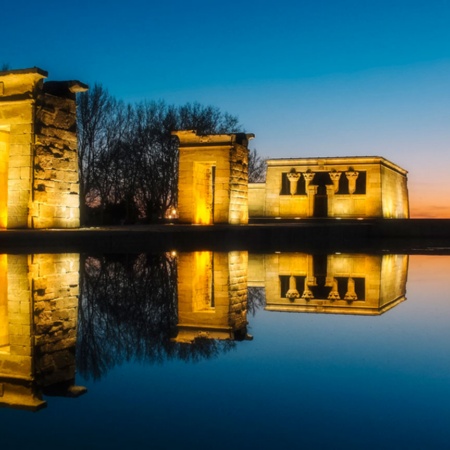 Temple de Debod dans le parc de l'Ouest