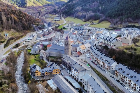 Vue aérienne de Bielsa, Huesca.