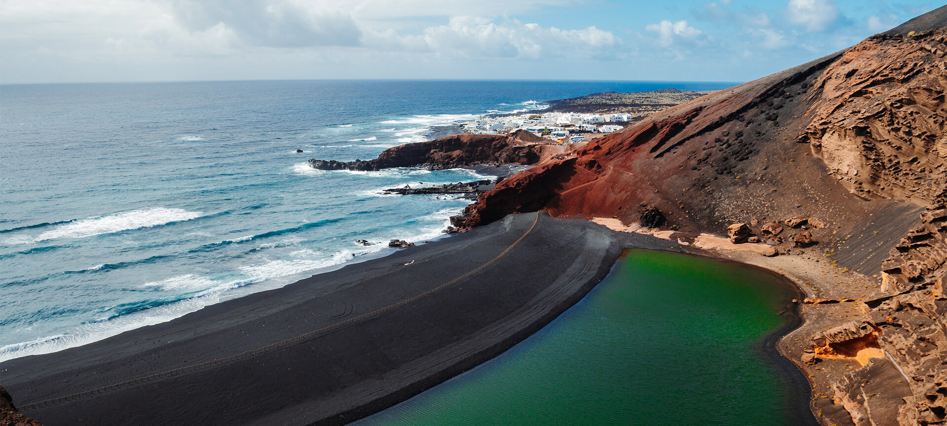 Laguna Verde de Lanzarote Laguna Verde de Lanzarote