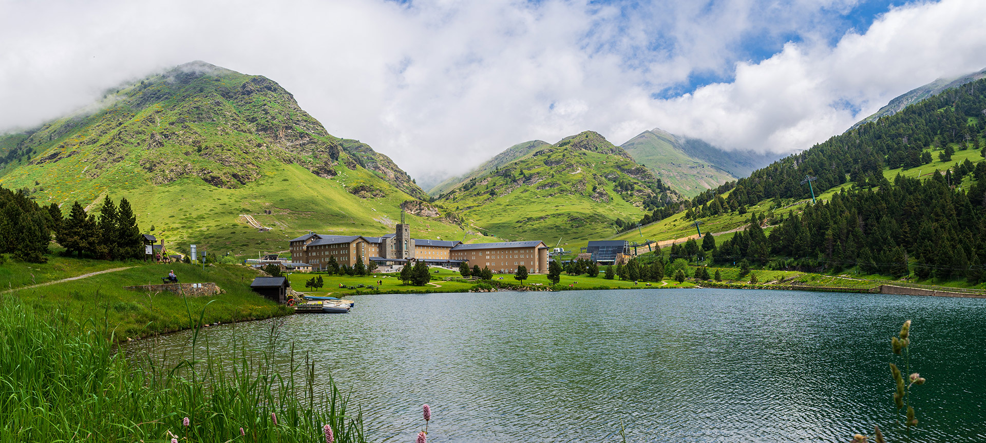 Vall de Núria, Obszar chronionego krajobrazu Capçaleres del Ter i del Freser, Girona Vall de Núria, Obszar chronionego krajobrazu Capçaleres del Ter i del Freser, Girona