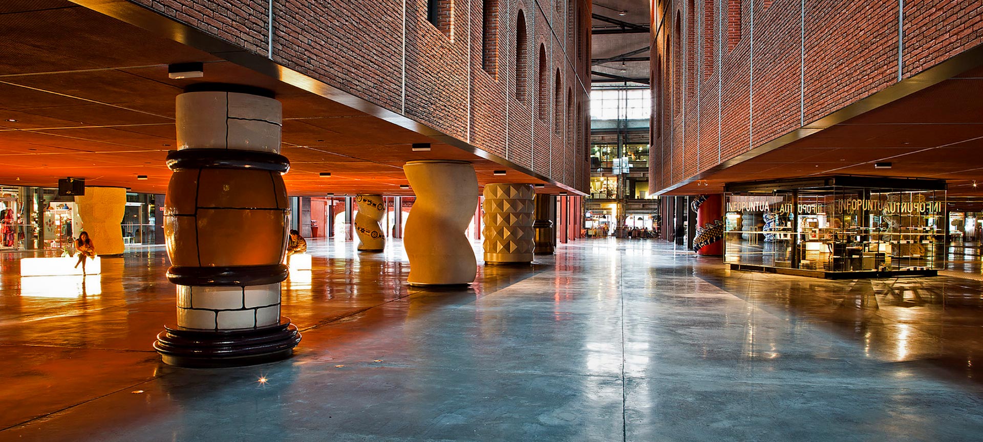 Azkuna Zentroa - Alhóndiga Centre Bilbao Azkuna Zentroa - Alhóndiga Centre Bilbao