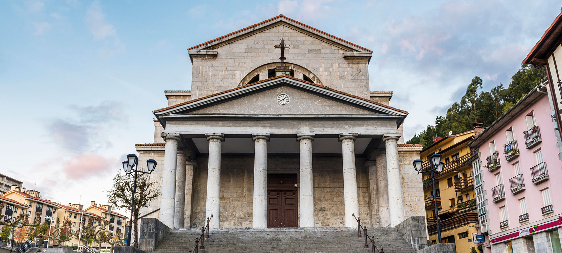 Chiesa di Nuestra Señora de la Asunción (Mutriku) Chiesa di Nuestra Señora de la Asunción (Mutriku)