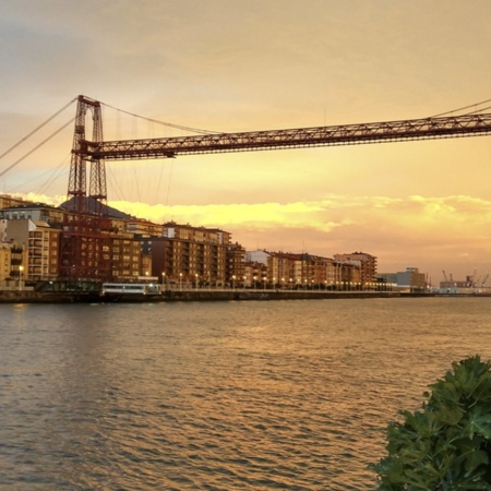 Il famoso Ponte Bizkaia di Portugalete (Bizkaia, Paesi Baschi)