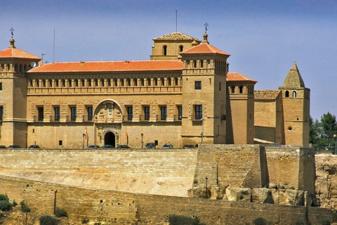 Veduta esterna del Parador de Alcañiz