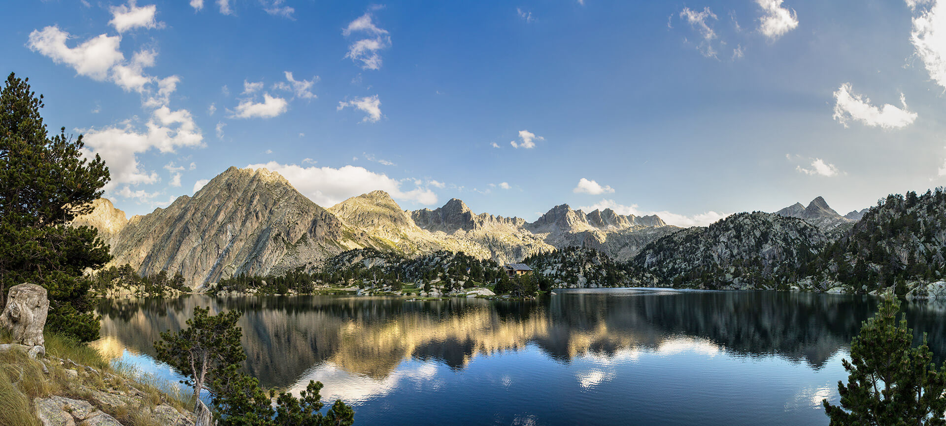 Parque Nacional de Aigüestortes i Estany de Sant Maurici Parque Nacional de Aigüestortes i Estany de Sant Maurici