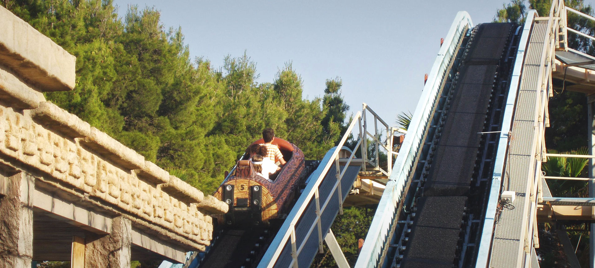 Parque de Atracciones de Zaragoza Parque de Atracciones de Zaragoza
