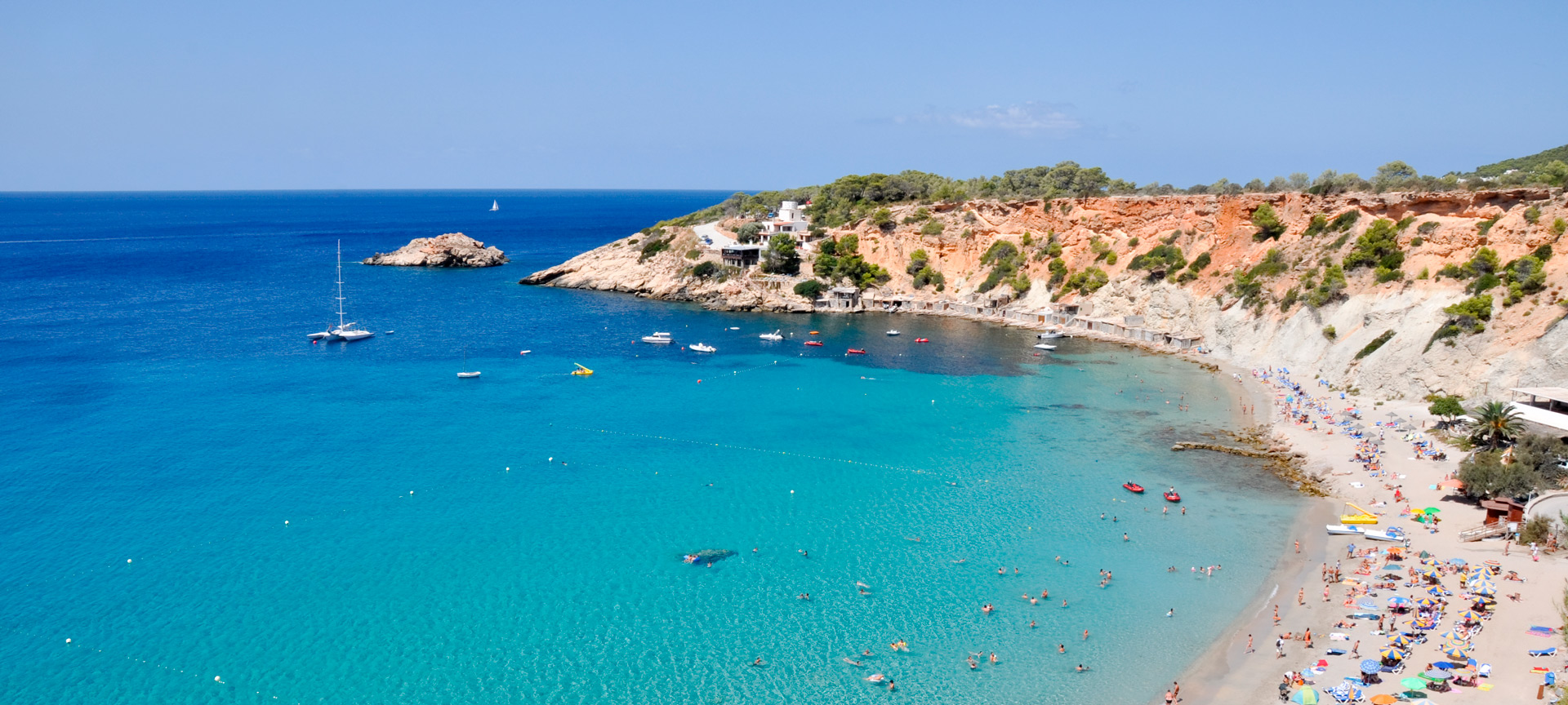 Cala d’Hort di Sant Josep de Sa Talaia ad Ibiza, Isole Baleari Cala d’Hort di Sant Josep de Sa Talaia ad Ibiza, Isole Baleari