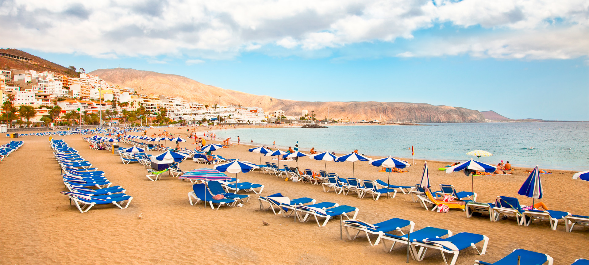 Spiaggia di Los Cristianos di Arona a Tenerife, Isole Canarie Spiaggia di Los Cristianos di Arona a Tenerife, Isole Canarie
