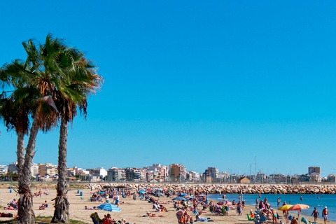 Playa Los Náufragos a Torrevieja, Alicante