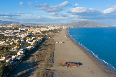 Praia de Puerto de Rey de Vera, em Almeria, Andaluzia