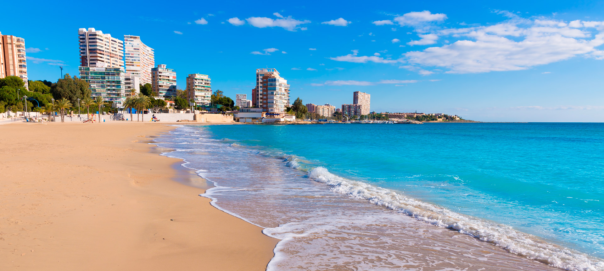 Playa de San Juan en Alicante, Comunidad Valenciana Playa de San Juan en Alicante, Comunidad Valenciana