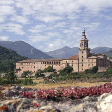 Veduta del Monastero di Yuso, a San Millán de la Cogolla (La Rioja)