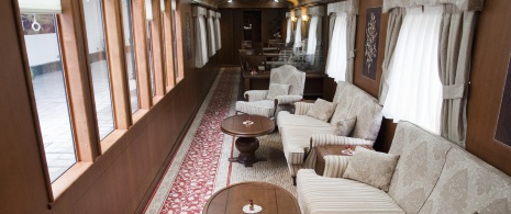 Interno del treno Transcantabrico Gran Lusso