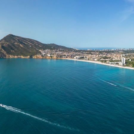 Panoramablick auf L'Alfàs del Pí (Alicante, Region Valencia)